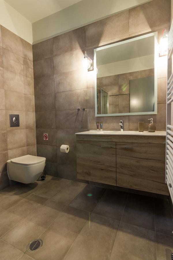 Amera - Troumpas Family Apartments Leonídion エクステリア 写真