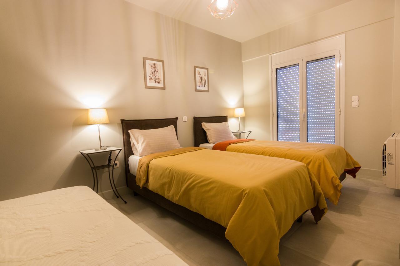 Amera - Troumpas Family Apartments Leonídion エクステリア 写真