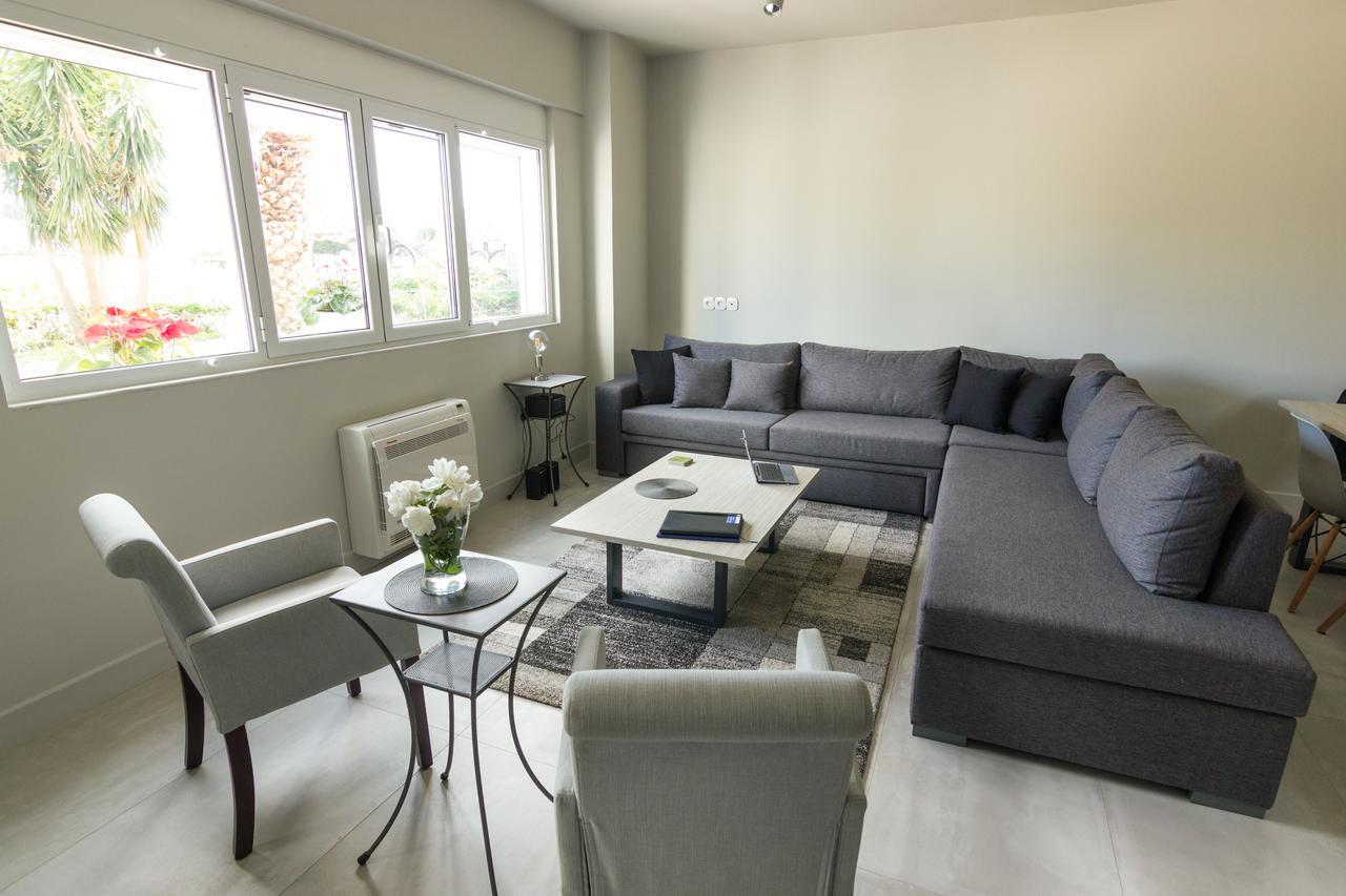 Amera - Troumpas Family Apartments Leonídion エクステリア 写真